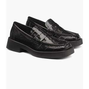GH Bass Black Croc Embossed Loafers